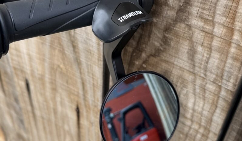 DUCATI SCRAMBLER ICON DARK lleno