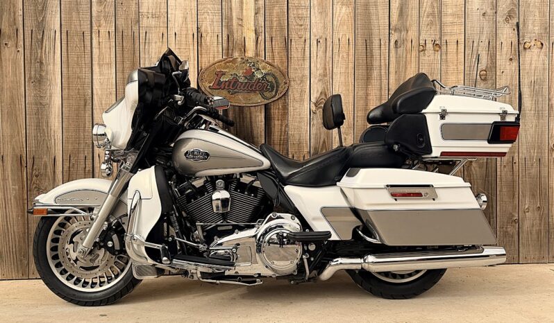 HARLEY DAVIDSON ELECTRA GLIDE ULTRA CLASSIC lleno