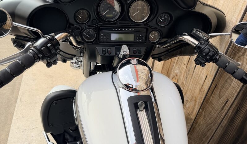 HARLEY DAVIDSON ELECTRA GLIDE ULTRA CLASSIC lleno