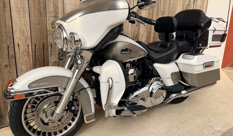 HARLEY DAVIDSON ELECTRA GLIDE ULTRA CLASSIC lleno