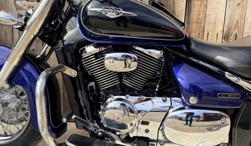 SUZUKI C800 INTRUDER lleno