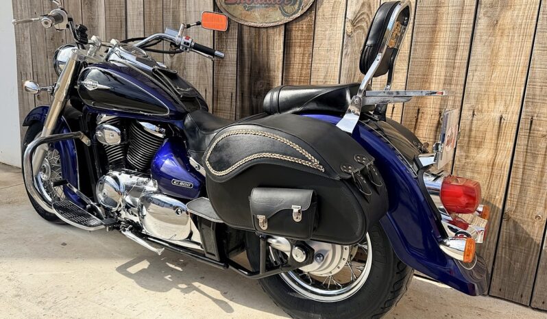 SUZUKI C800 INTRUDER lleno