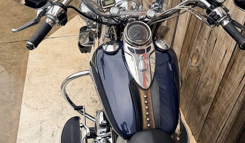 HARLEY DAVIDSON HERITAGE SOFTAIL CLASSIC lleno
