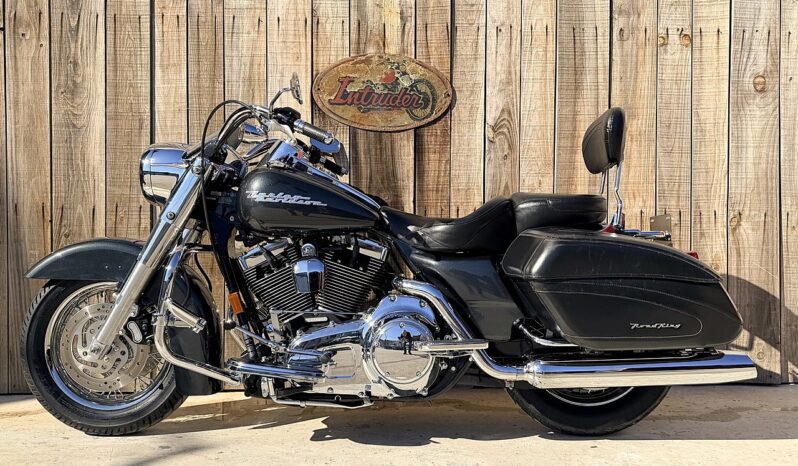 HARLEY DAVIDSON ROAD KING CUSTOM lleno