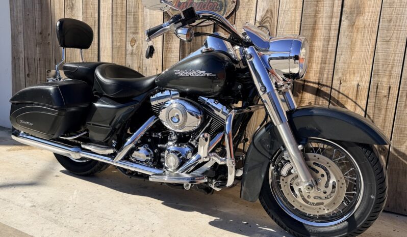 HARLEY DAVIDSON ROAD KING CUSTOM lleno