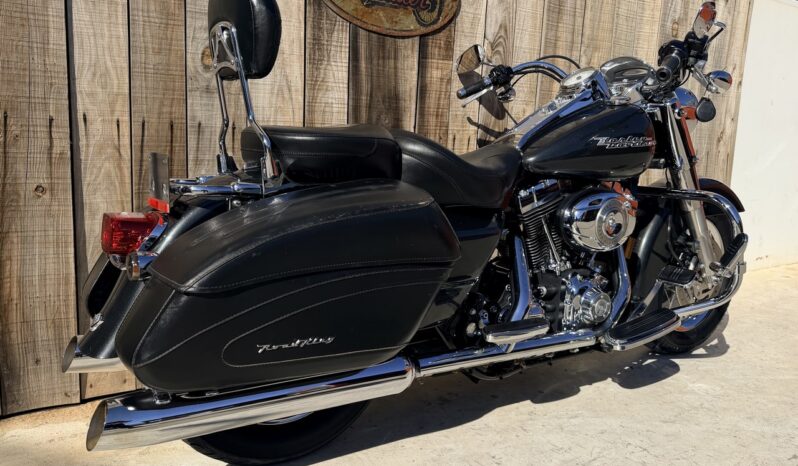 HARLEY DAVIDSON ROAD KING CUSTOM lleno