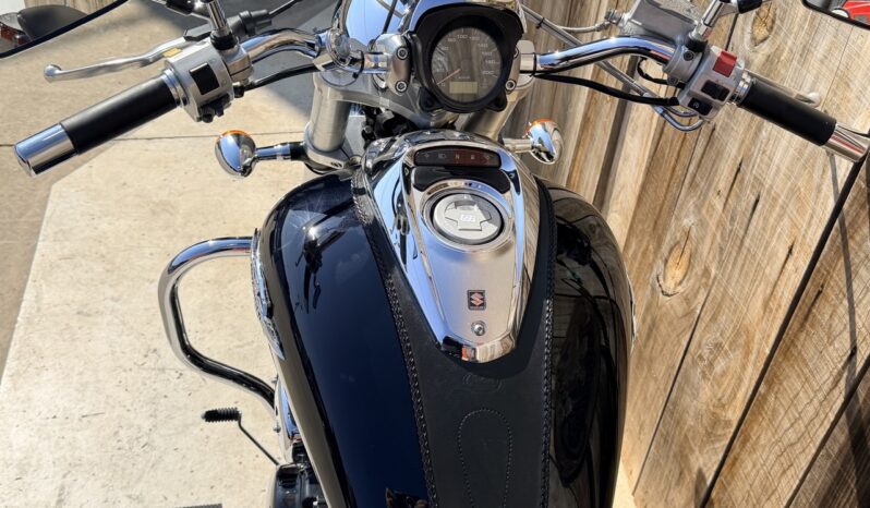 SUZUKI M800 INTRUDER A2 lleno