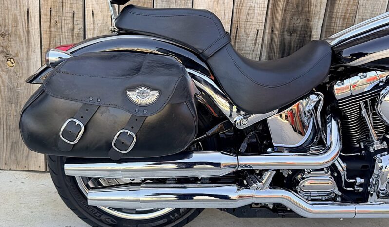 HARLEY DAVIDSON SOFTAIL DEUCE 100TH lleno