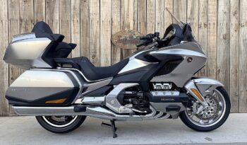 HONDA GL1800 GOLDWING lleno
