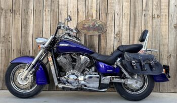 HONDA VTX1800 RETRO lleno