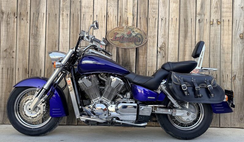 HONDA VTX1800 RETRO lleno