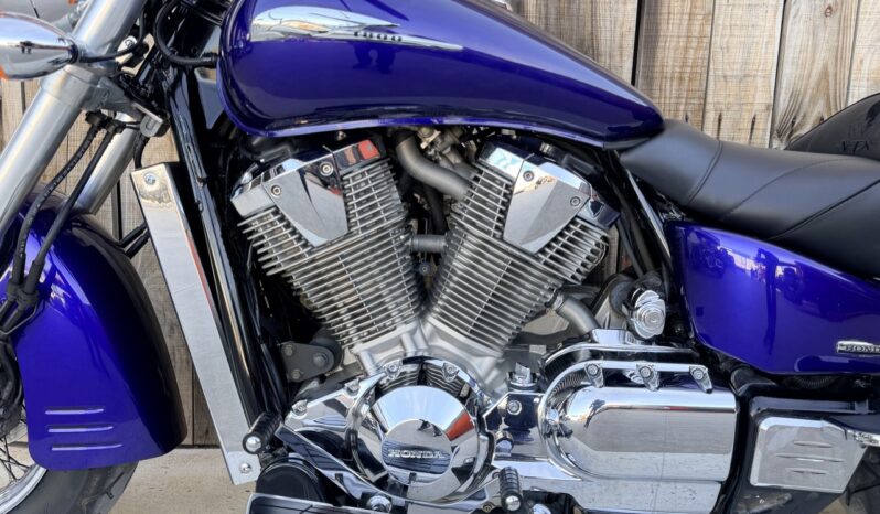 HONDA VTX1800 RETRO lleno