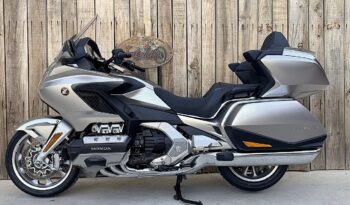 HONDA GL1800 GOLDWING lleno