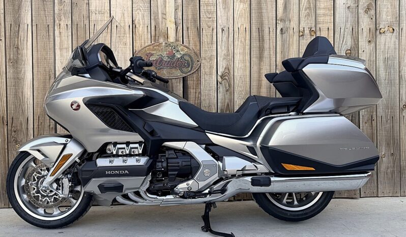 HONDA GL1800 GOLDWING lleno