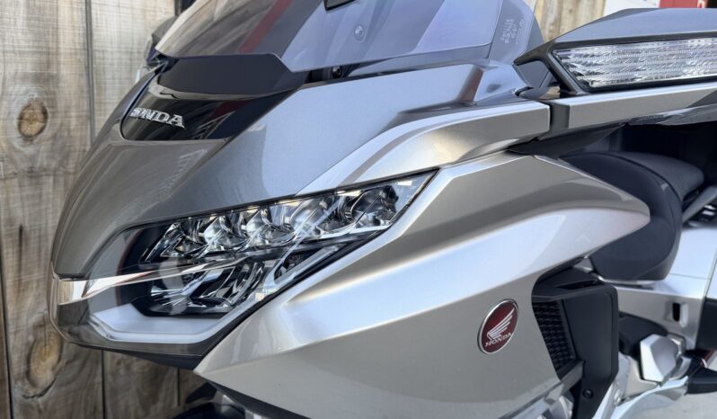 HONDA GL1800 GOLDWING lleno