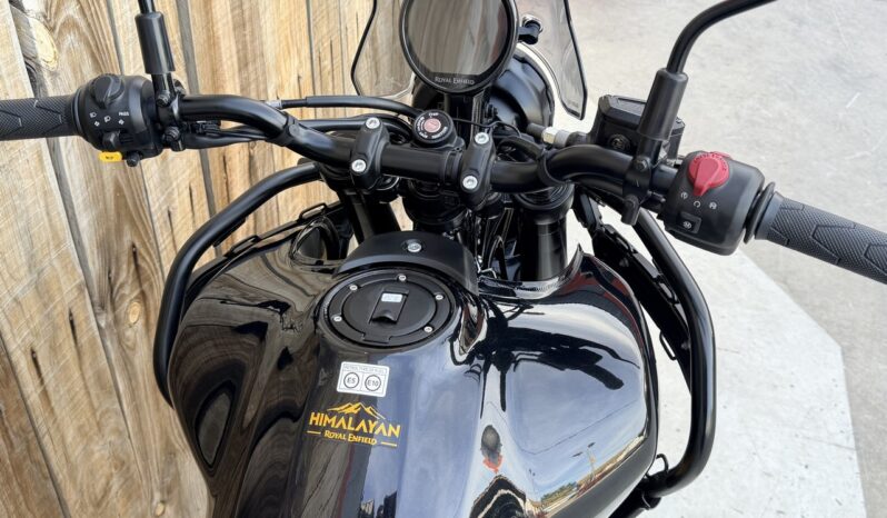 ROYAL ENFIELD HIMALAYAN 450 lleno