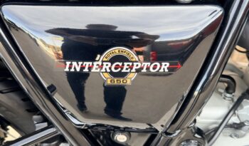 ROYAL ENFIELD INTERCEPTOR 650 lleno