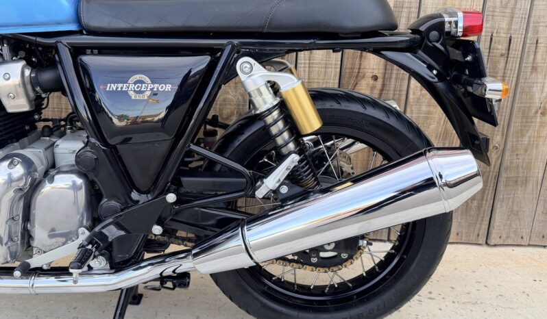 ROYAL ENFIELD INTERCEPTOR 650 lleno