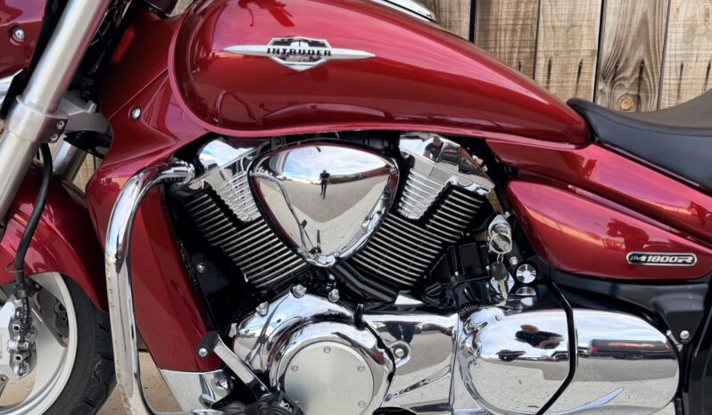 SUZUKI M1800R INTRUDER lleno