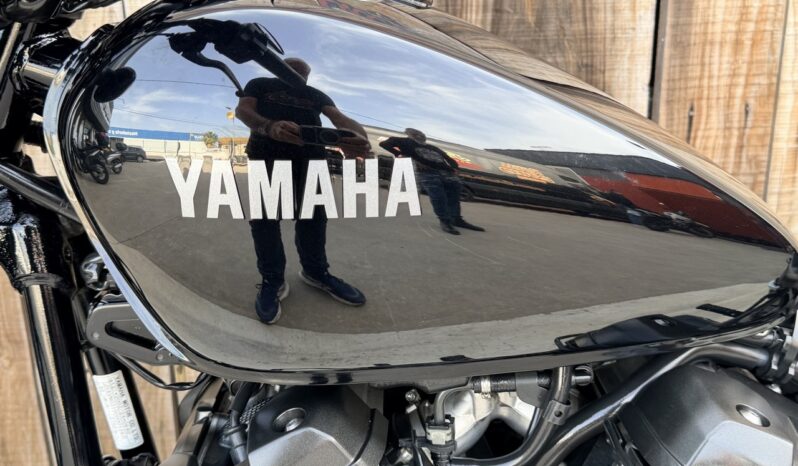 YAMAHA XV950 BOLT lleno
