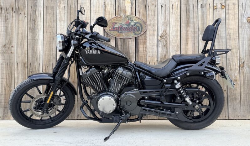 YAMAHA XV950 BOLT lleno
