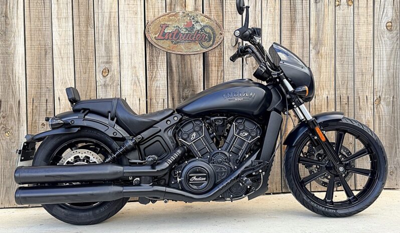 INDIAN SCOUT ROGUE 1200 lleno