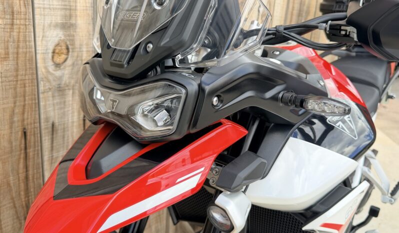 TRIUMPH TIGER 900 ARAGON EDITION lleno