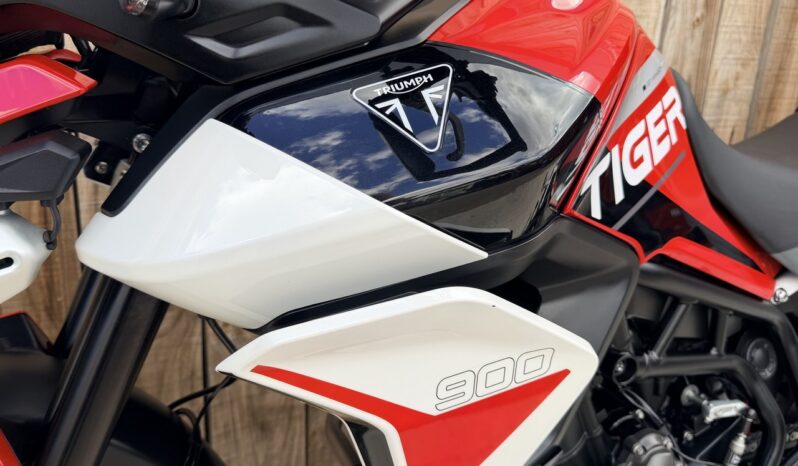 TRIUMPH TIGER 900 ARAGON EDITION lleno