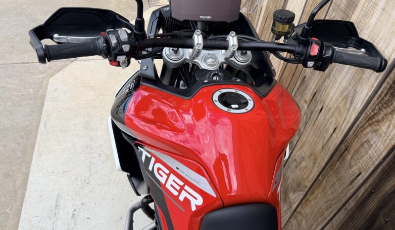 TRIUMPH TIGER 900 ARAGON EDITION lleno