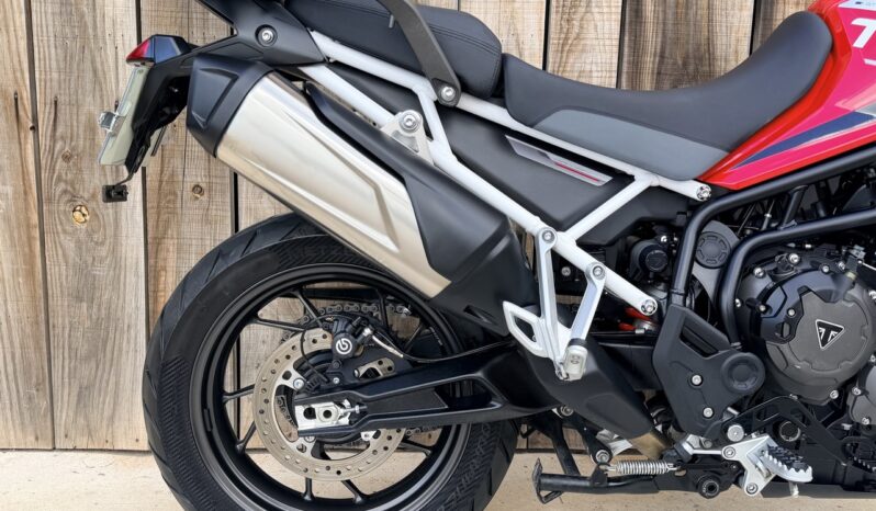 TRIUMPH TIGER 900 ARAGON EDITION lleno