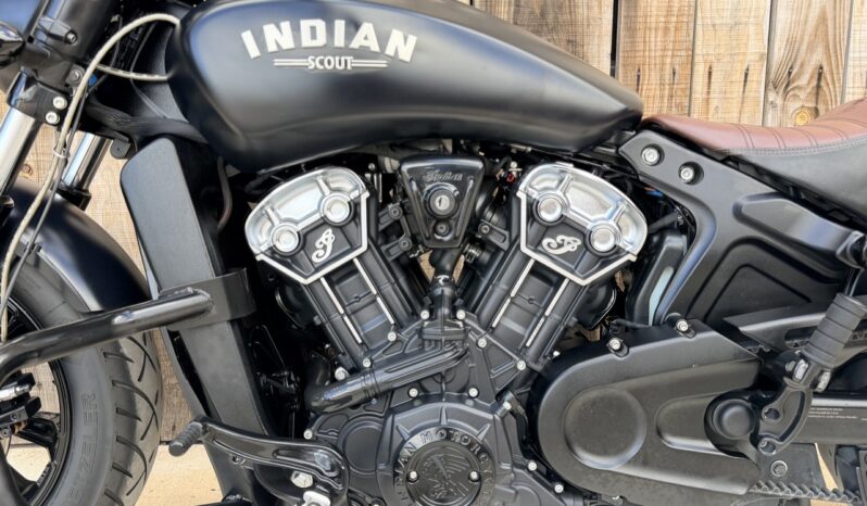 INDIAN SCOUT BOBBER 1200 lleno