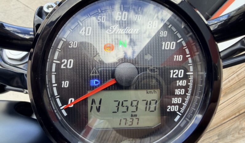 INDIAN SCOUT BOBBER 1200 lleno