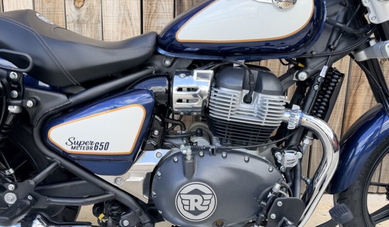 ROYAL ENFIELD SUPER METEOR 650 lleno