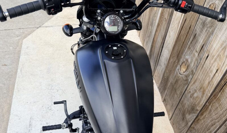 INDIAN SCOUT ROGUE 1200 lleno