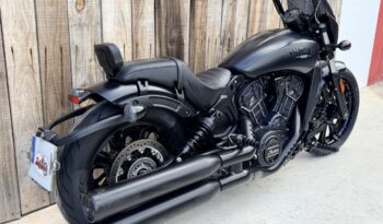 INDIAN SCOUT ROGUE 1200 lleno