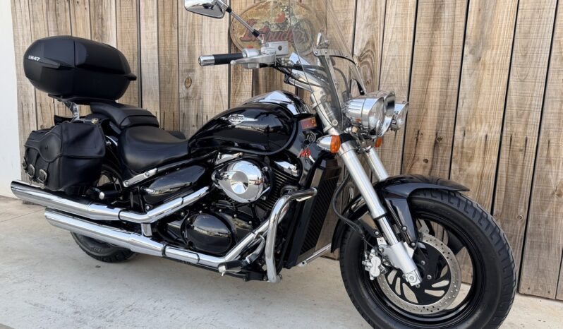 SUZUKI M800 INTRUDER lleno