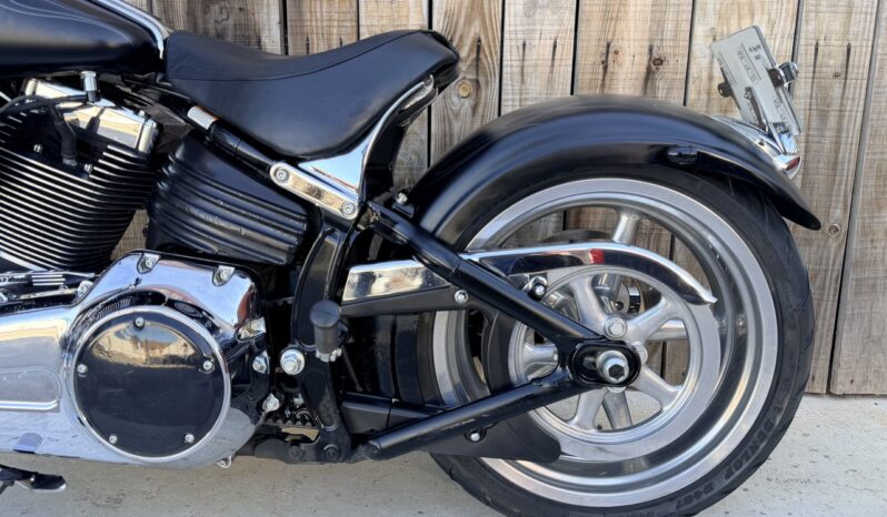 HARLEY DAVIDSON SOFTAIL ROCKER C lleno