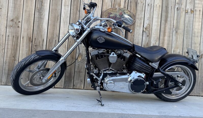 HARLEY DAVIDSON SOFTAIL ROCKER C lleno