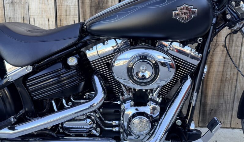 HARLEY DAVIDSON SOFTAIL ROCKER C lleno