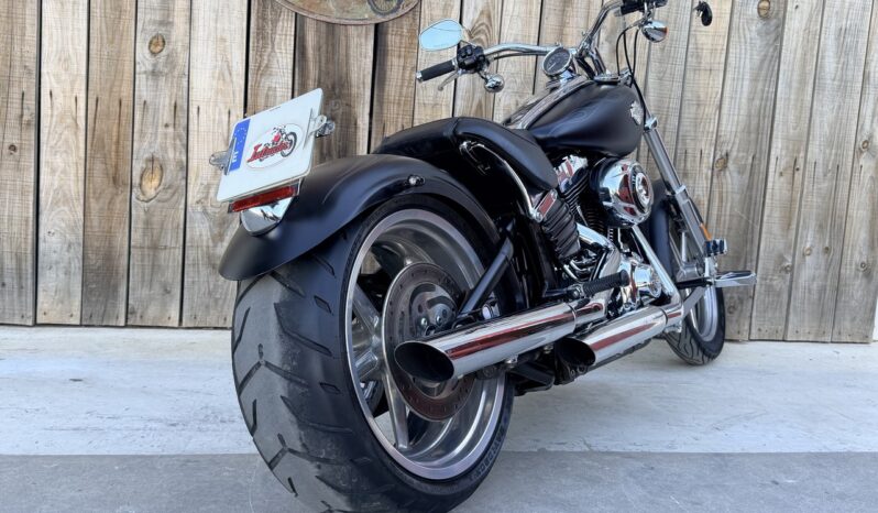 HARLEY DAVIDSON SOFTAIL ROCKER C lleno