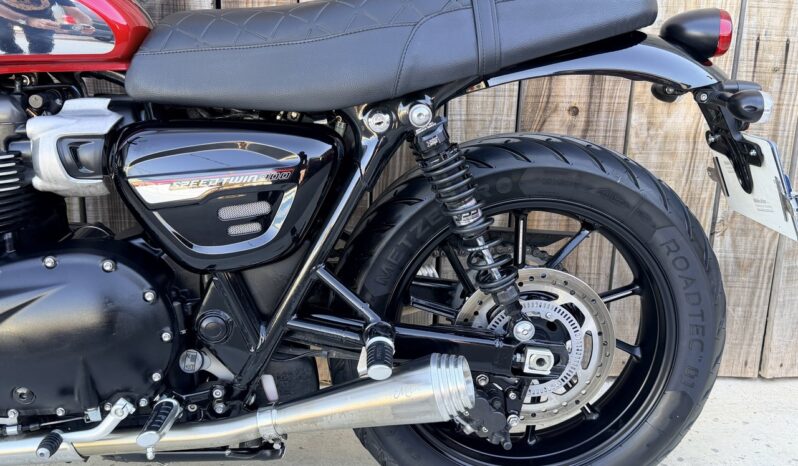 TRIUMPH SPEED TWIN 900 lleno
