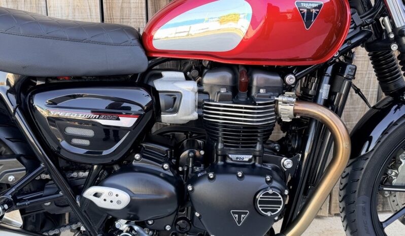 TRIUMPH SPEED TWIN 900 lleno