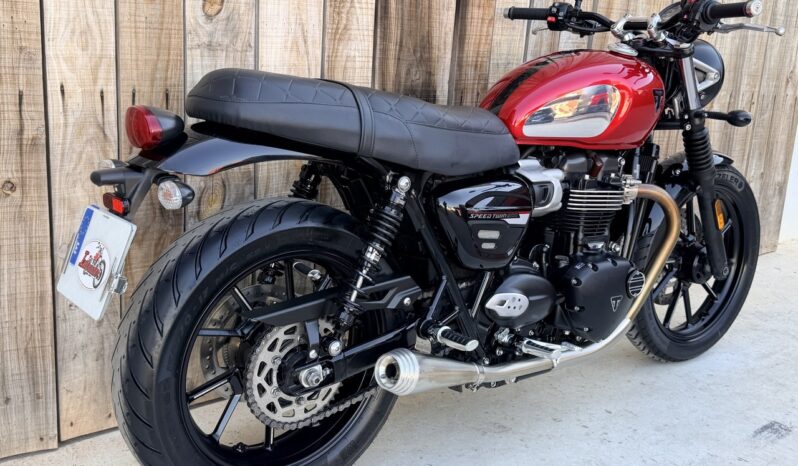 TRIUMPH SPEED TWIN 900 lleno