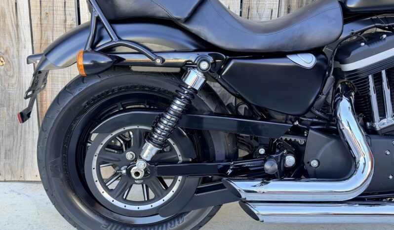 HARLEY DAVIDSON XL883 IRON lleno