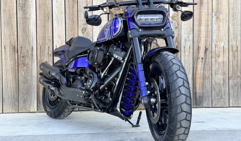 HARLEY DAVIDSON FAT BOB 114 lleno