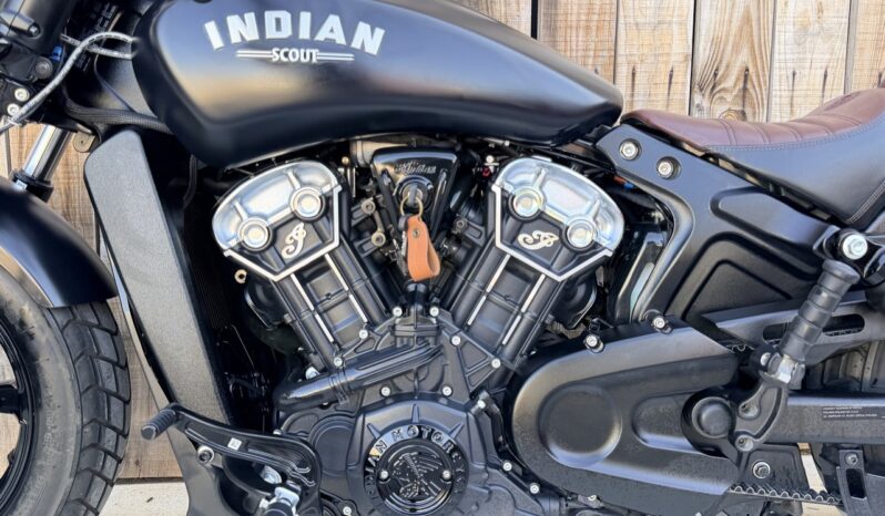 INDIAN SCOUT BOBBER 1200 lleno