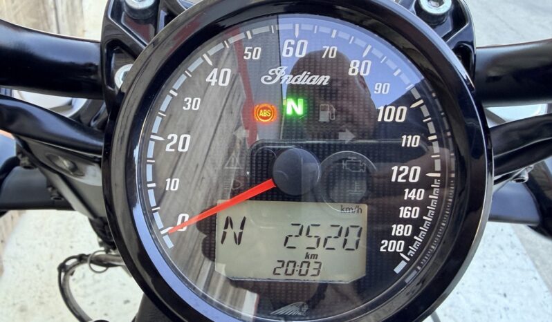 INDIAN SCOUT BOBBER 1200 lleno