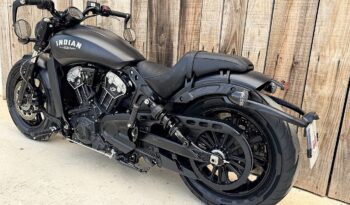 INDIAN SCOUT BOBBER 1200 lleno