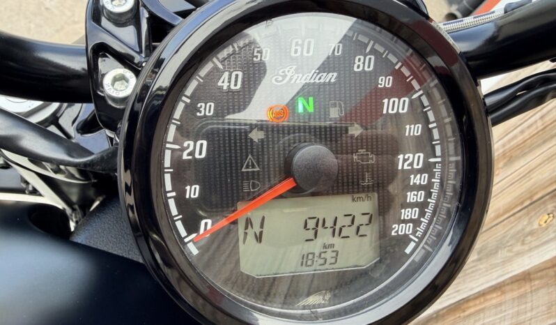 INDIAN SCOUT BOBBER 1200 lleno