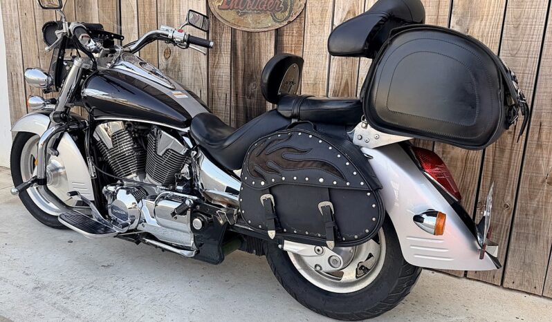 HONDA VTX1300 lleno